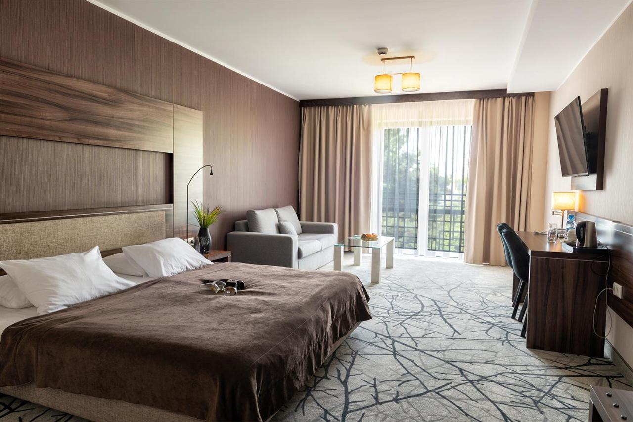 Hotel Pogoria Residence Домброва-Гурнича Екстер'єр фото