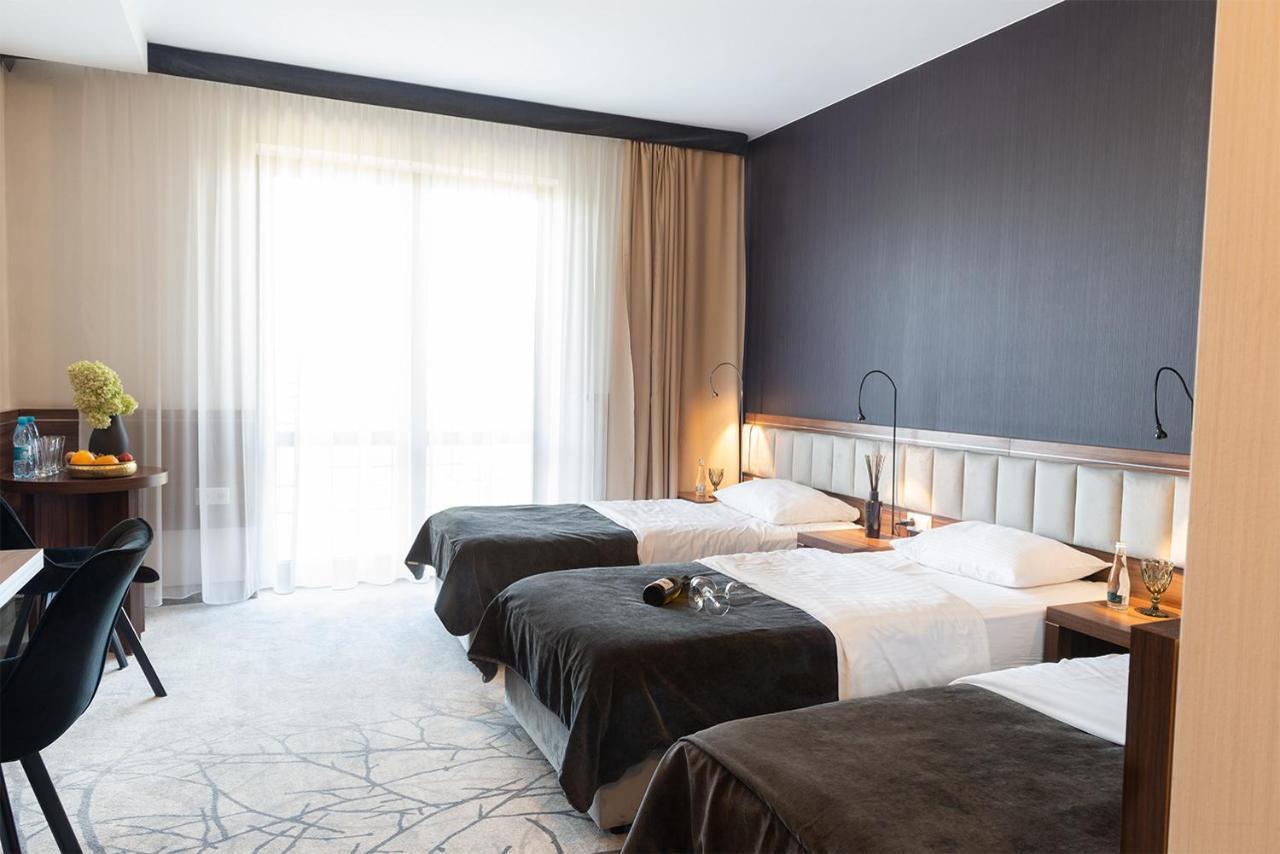 Hotel Pogoria Residence Домброва-Гурнича Екстер'єр фото