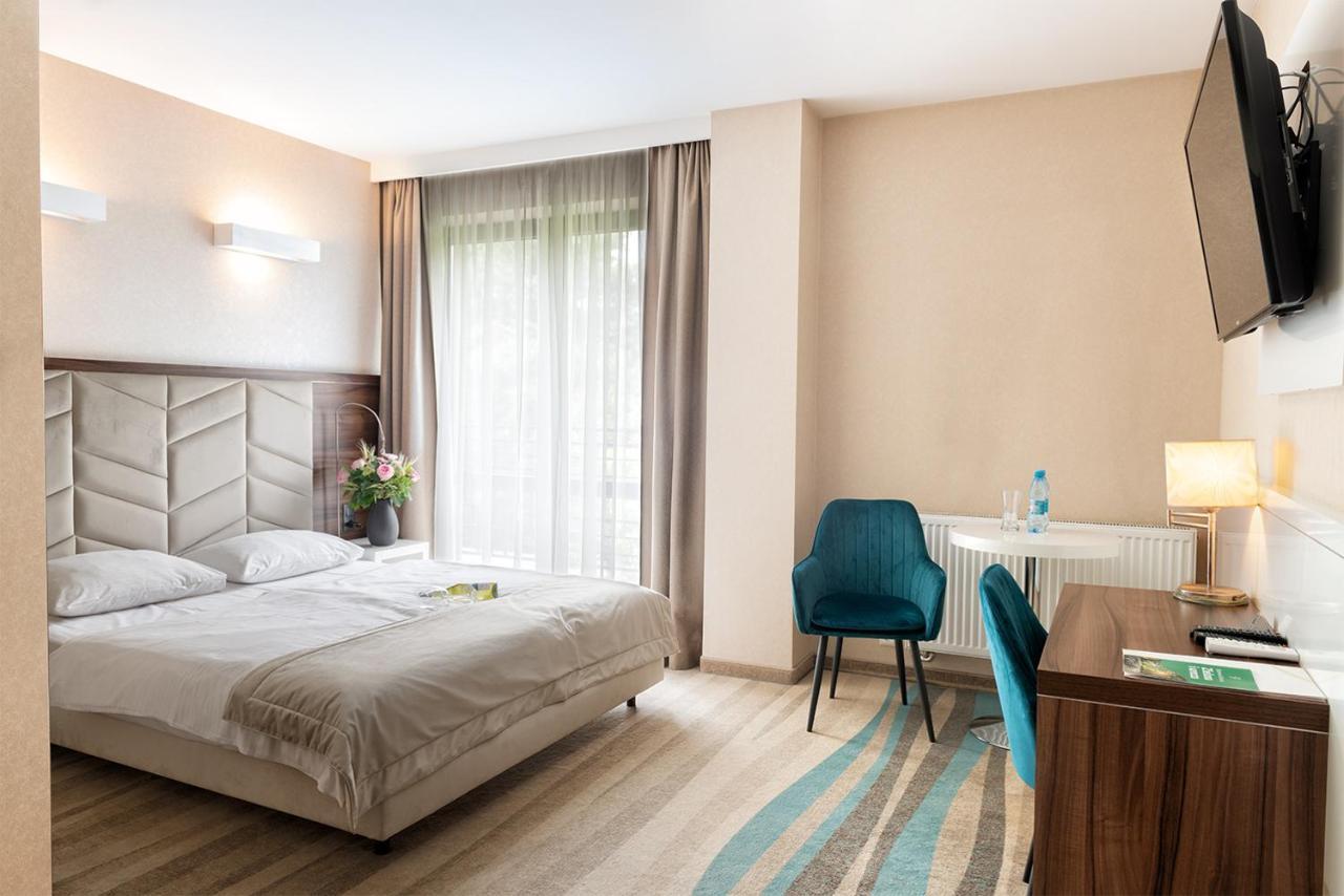 Hotel Pogoria Residence Домброва-Гурнича Екстер'єр фото