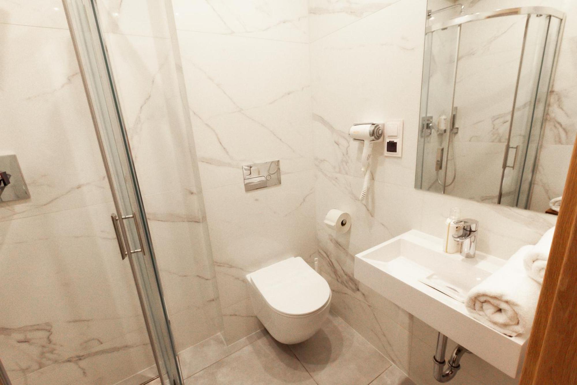 Hotel Pogoria Residence Домброва-Гурнича Екстер'єр фото
